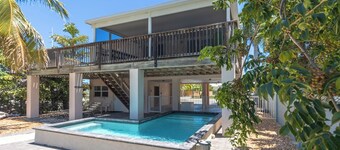 Conch House 3bed / 2bath opdateret enkelt familie med privat pool og docking