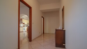 Apartment (Murve A4+1) | Private kitchen | Fridge, stovetop, cookware/dishes/utensils - Murve (Novigrad)