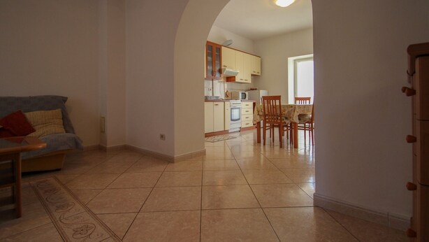 Apartment (Murve A4+1) | Private kitchen | Fridge, stovetop, cookware/dishes/utensils - Murve (Novigrad)