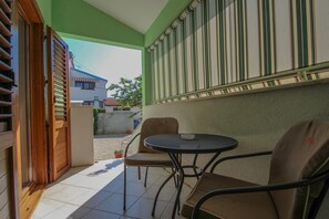 Apartment, 1 Bedroom (1) | Terrace/patio - Sara (Novigrad)