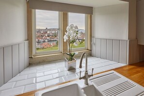 Interior - Host & Stay | Caedmon House (Whitby)