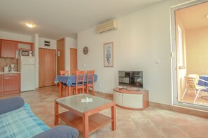 公寓, 阳台 | 起居区 | 平板电视