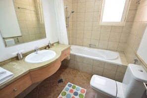 Apartment (02) | Bathroom