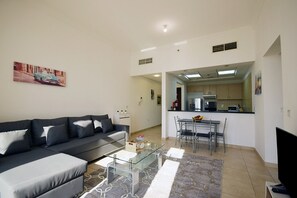 Apartment (02) | Living area
