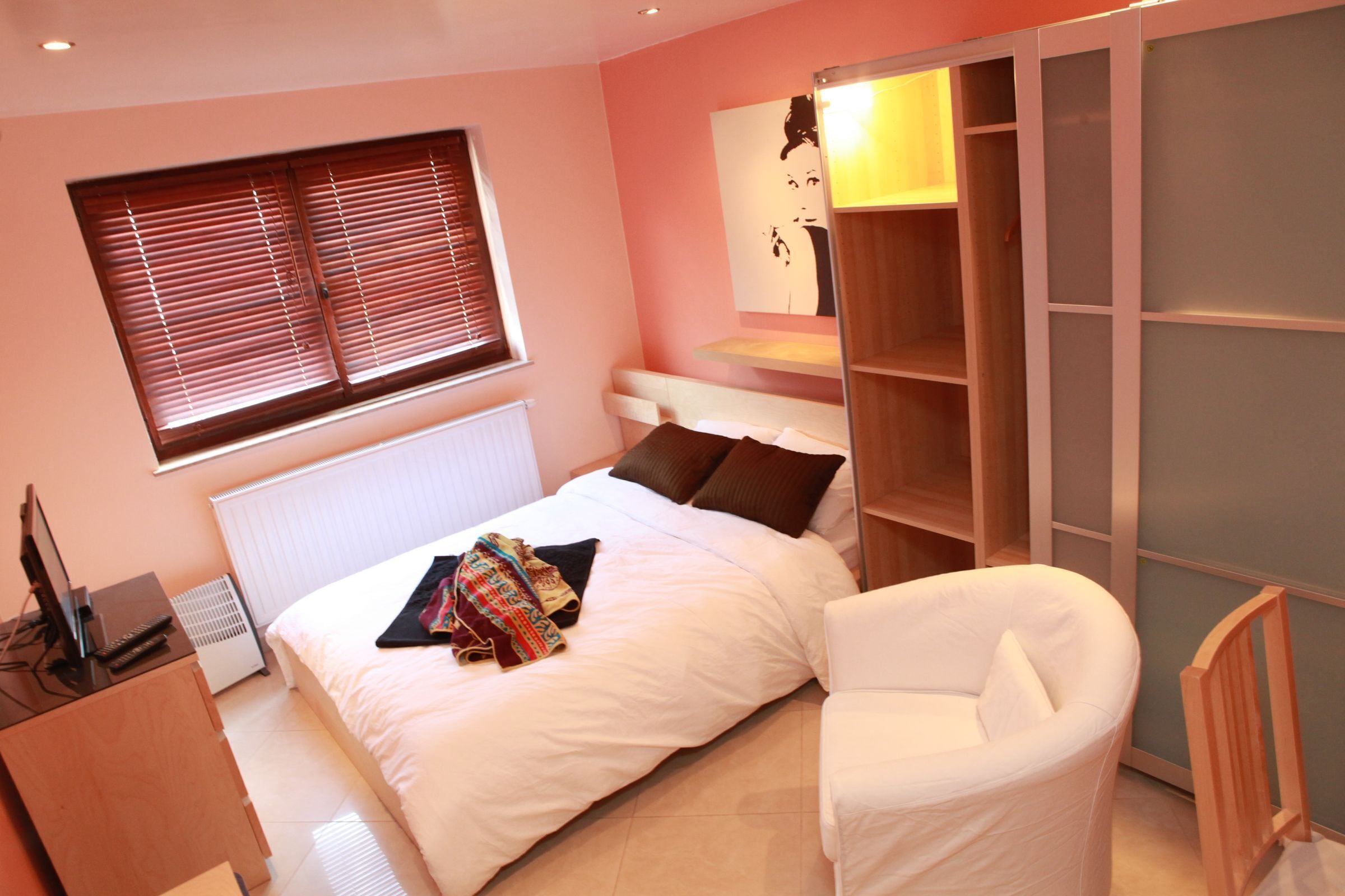 프리미엄 스튜디오 스위트, 더블침대 1개, 간이주방 | 이집트산 면 시트, 고급 침구, 오리/거위털 이불, 셀렉트 컴포트 침대