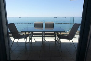Apartamento superluxo, 2 quartos, vista para o mar (Horizon) | Sacada