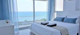 Eden Beach Apartments