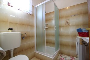 Apartment, Balcony (A2+2) | Bathroom - Vesna (Novigrad)