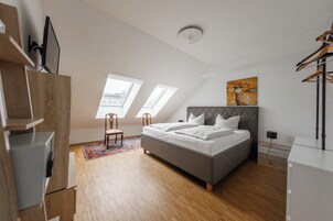 1 habitación, ropa de cama hipoalergénica y decoración personalizada 