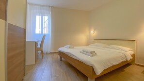 Apartment, Meerblick (2) | Schreibtisch, kostenloses WLAN, Bettwäsche