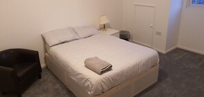 Departamento | 5 habitaciones, escritorio, tabla de planchar con plancha y wifi gratis