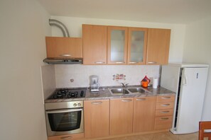 Apartment (Viola A4+1 nr.1 gore) | Private kitchen