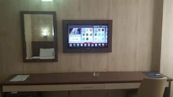 Minibar, desk, free WiFi, bed sheets
