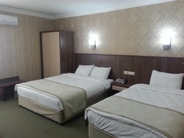 Minibar, desk, free WiFi, bed sheets