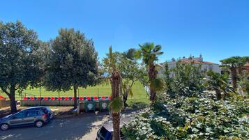 Apartment (Vita A2+2) | Street view