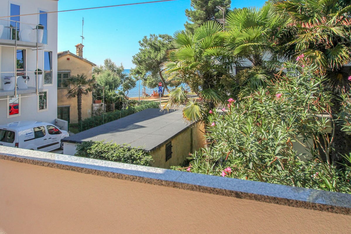 Apartment (Viviana A2+1 Red) | Balkon
