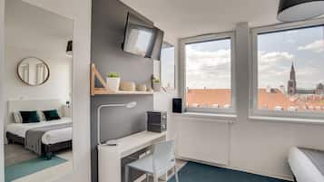 Hypo-allergenic bedding, desk, soundproofing, free WiFi