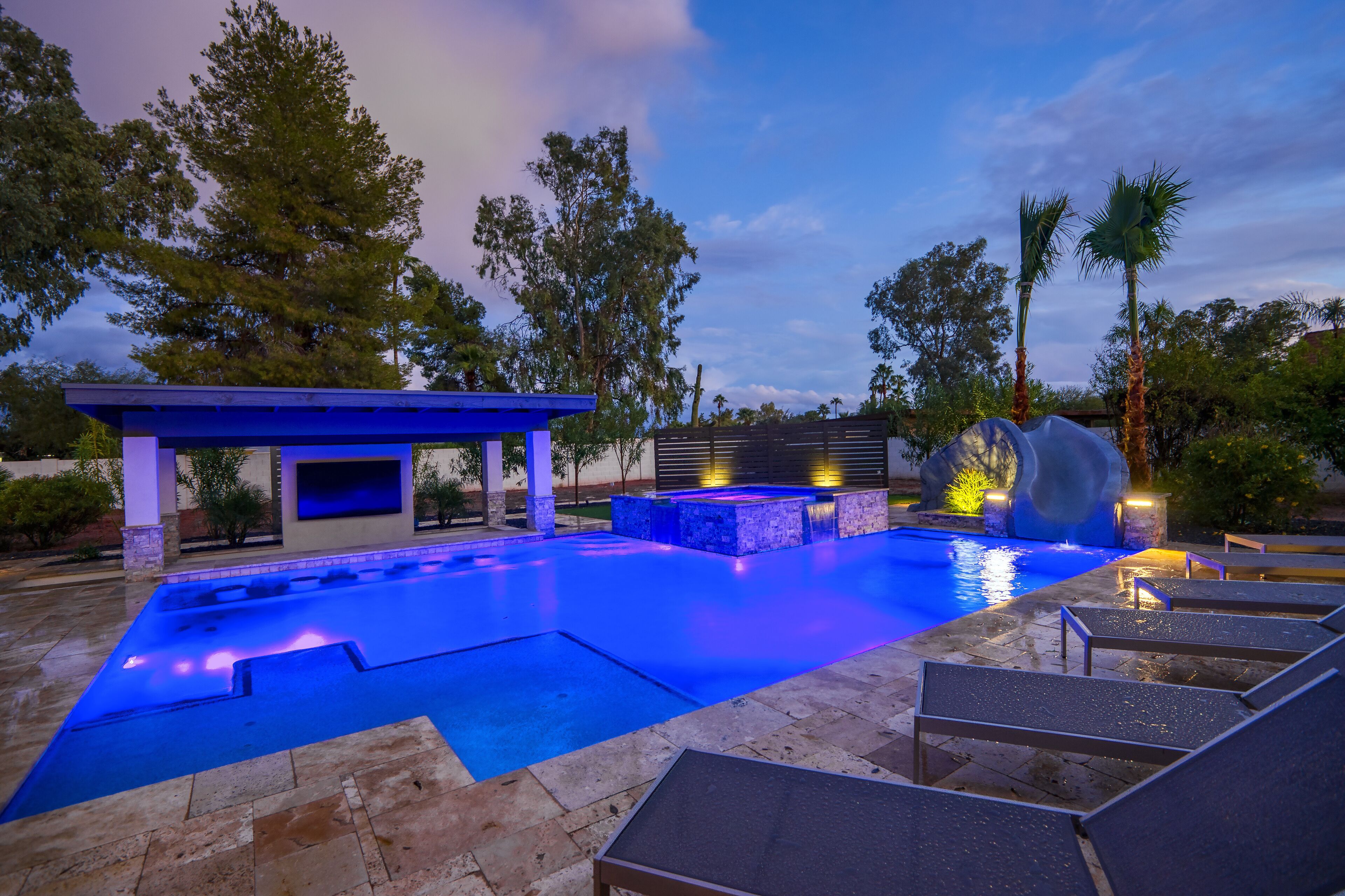 Serene 7BR Oasis: Pool with Tranquil Ambiance