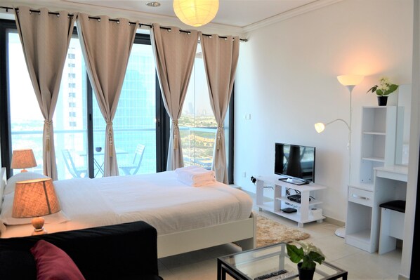 Free WiFi - Ascapes Goldcrest Views 2 Tower (Dubai)