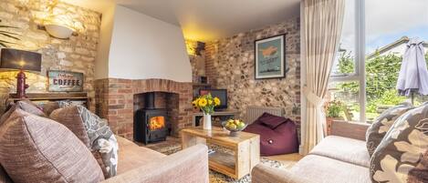 Televisie en een open haard