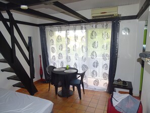 تنا ول الطعام