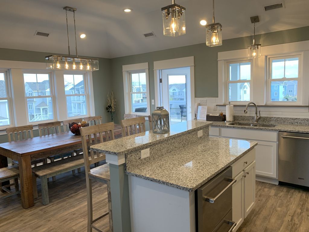 冰箱、微波炉、烤箱、炉灶