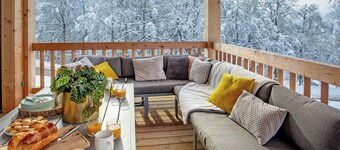 Chalet Elomaz for 14 (13 adults max) La Clusaz, indoor pool - OVO Network
