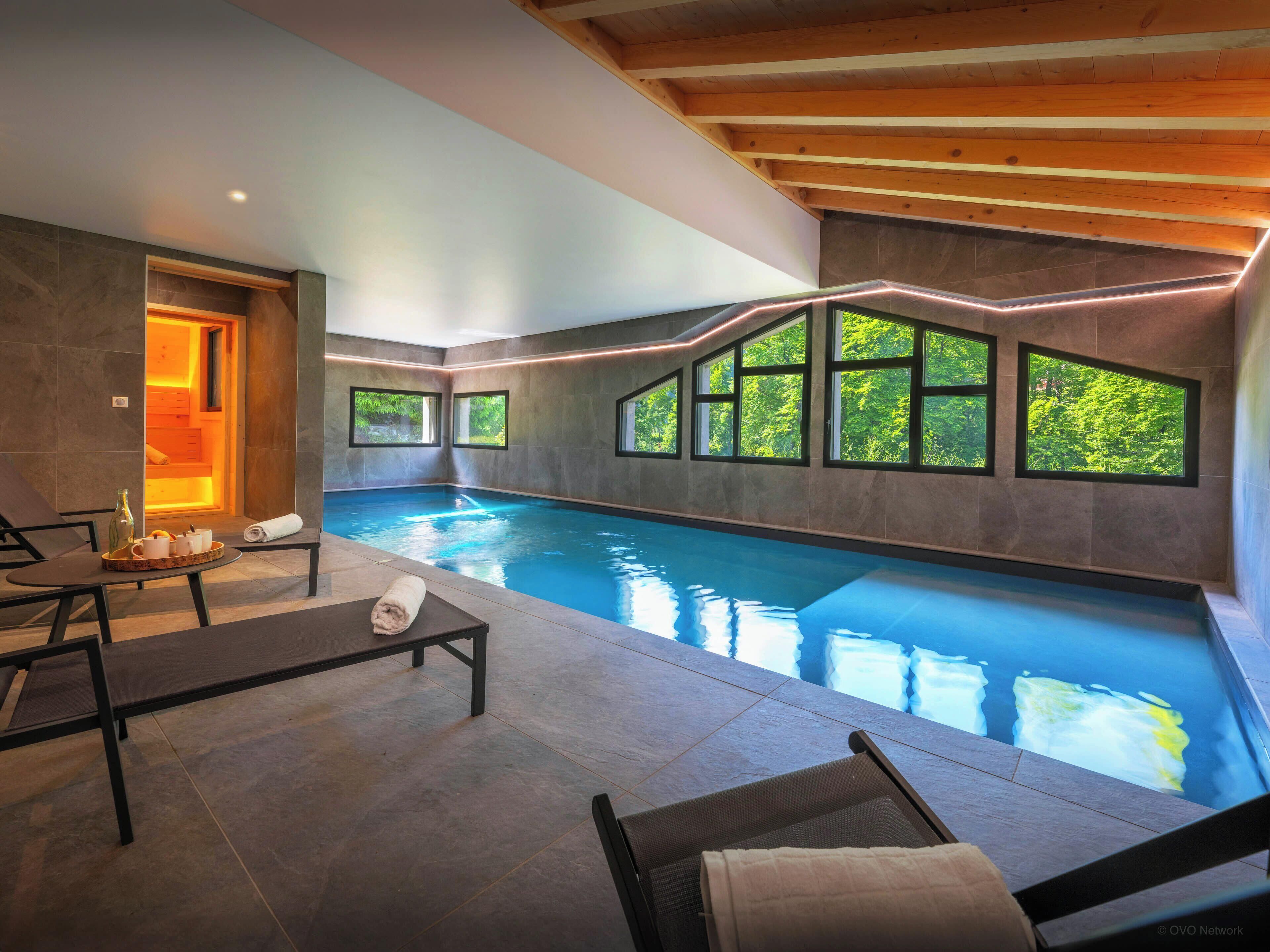 Piscine couverte, piscine chauffée