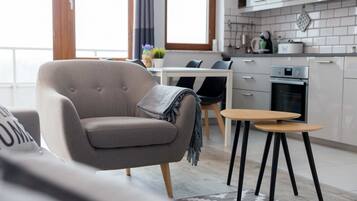 Comfort Apartment | Private kitchen | Fridge, oven, stovetop, dishwasher