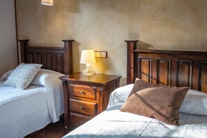 2 bedrooms, WiFi - Apartment EL VALLE Rincón del Duende (San Martín Teverga Asturias)