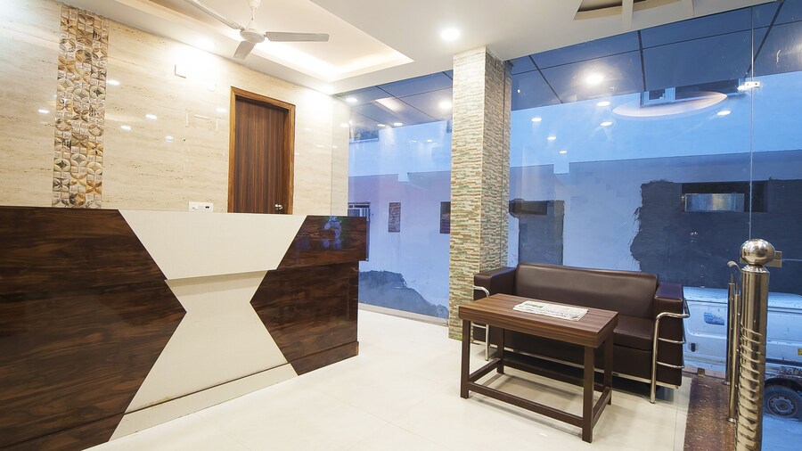 Hotel Perfectionist by Kelvish Hotel