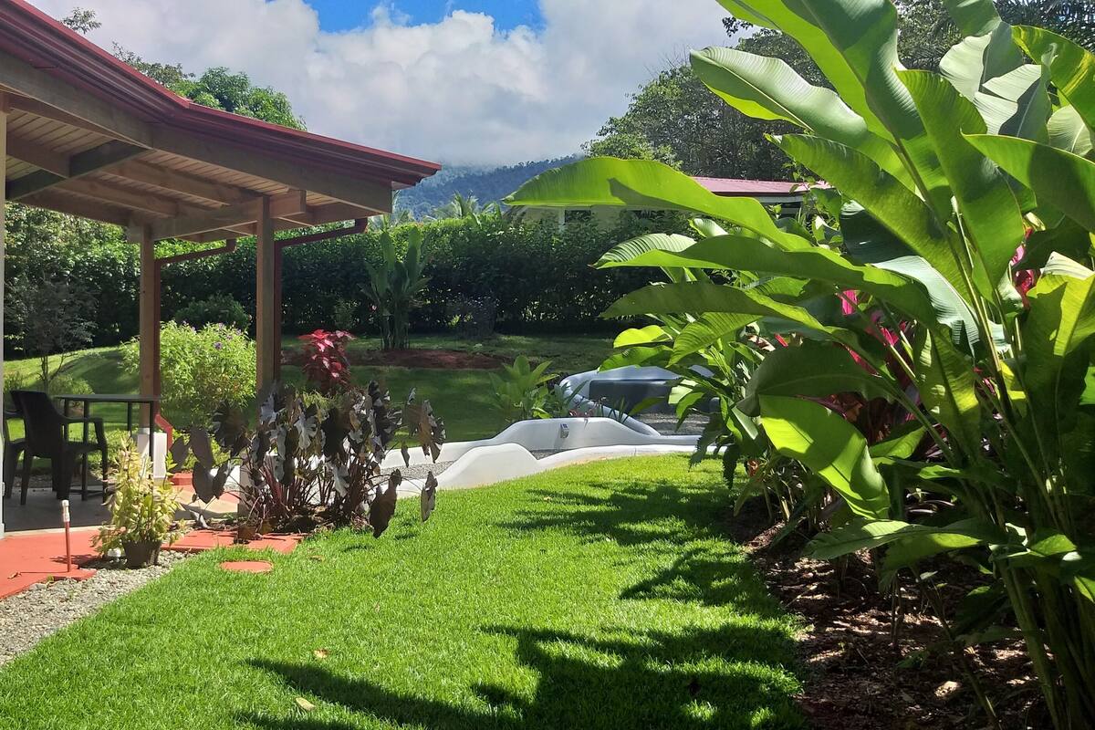 Romantic House, 1 Bedroom, Garden View | Garden view