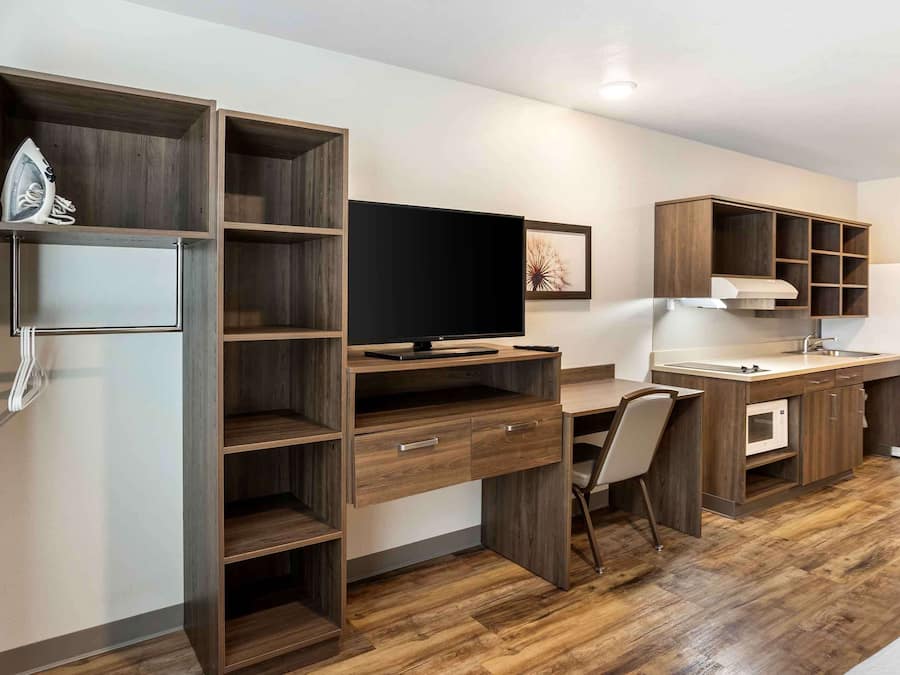 Studio Standard, 1 grand lit, non-fumeur, réfrigérateur et four à micro-ondes