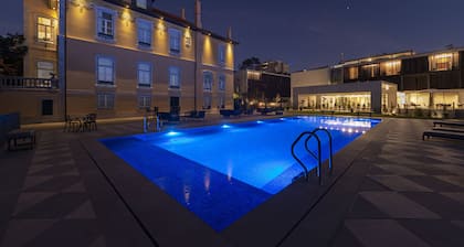 Boeira Garden Hotel Porto Gaia, Curio Collection by Hilton