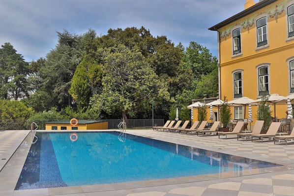 Indoor pool, seasonal outdoor pool, pool cabanas (surcharge)