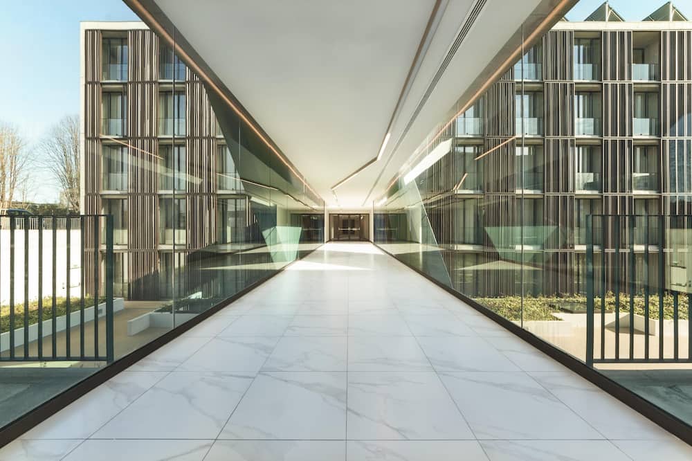 Boeira Garden Hotel Porto Gaia, Curio Collection by Hilton