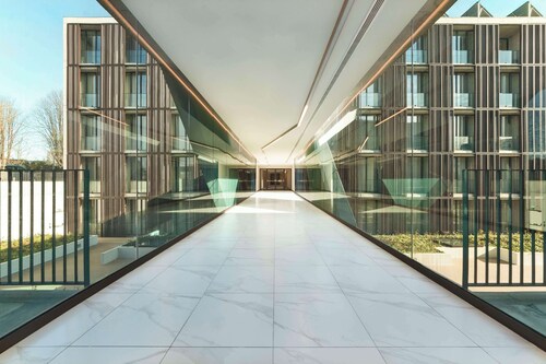 Boeira Garden Hotel Porto Gaia, Curio Collection by Hilton