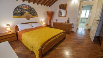 Suite, 2 Bedrooms, Garden View | Minibar, soundproofing, free cribs/infant beds, free WiFi