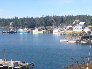 Marina - Oceanfront cabin on the La Have Islands. (Lahave Islands)