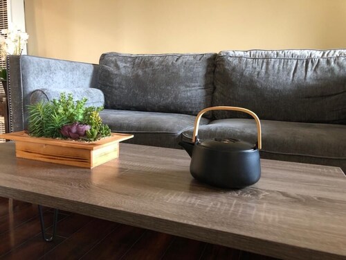 Moderni ylellinen hiljaisella kadulla 4B / 2BA Pysäköinti + BART