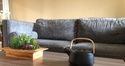 Moderni ylellinen hiljaisella kadulla 4B / 2BA Pysäköinti + BART