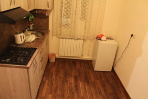 Fridge - Private two room for rent (Yerevan)