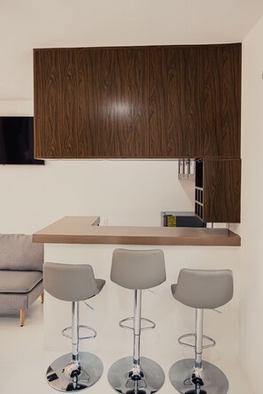 Deluxe Studio | Private kitchen