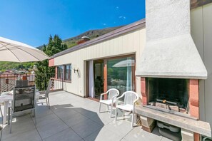 Outdoor dining - Casa Bader, Riva San Vitale, Switzerland (Riva San Vitale)