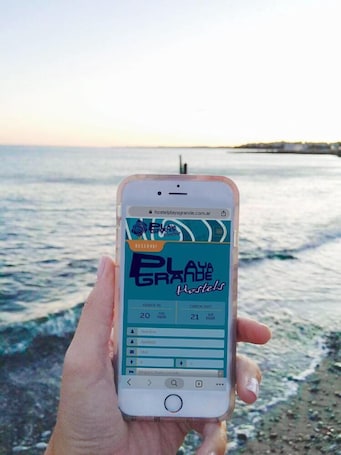 Playa. Hostel Playa Grande