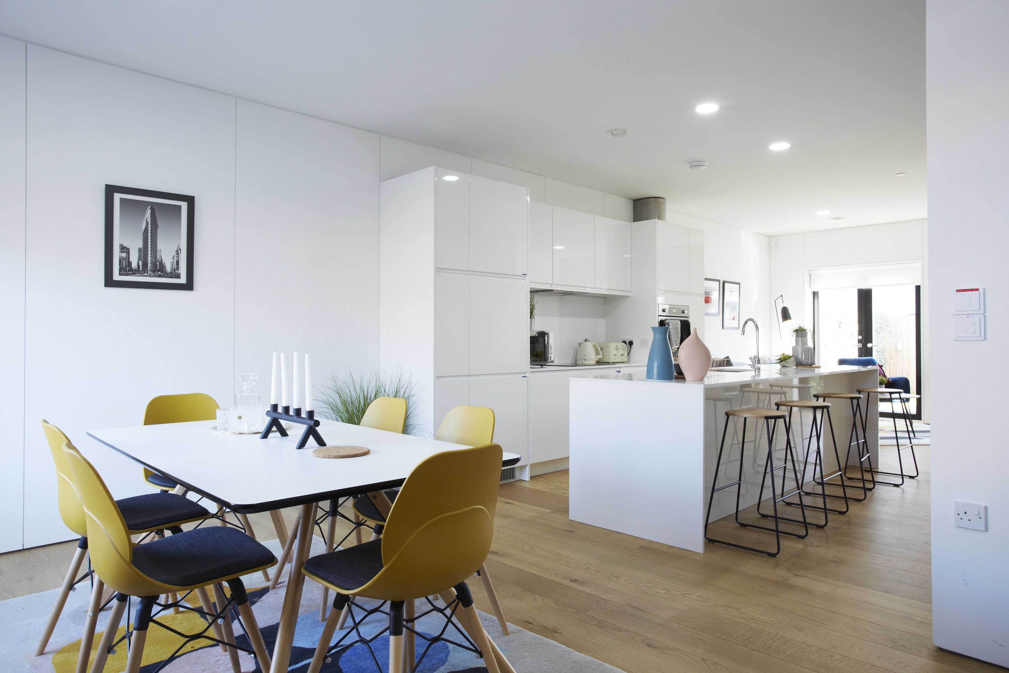 Stylish Modern Home | In-room dining