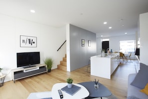 Stylish Modern Home | Living area - Stylish modern home in Manchester city centre with parking (Salford)