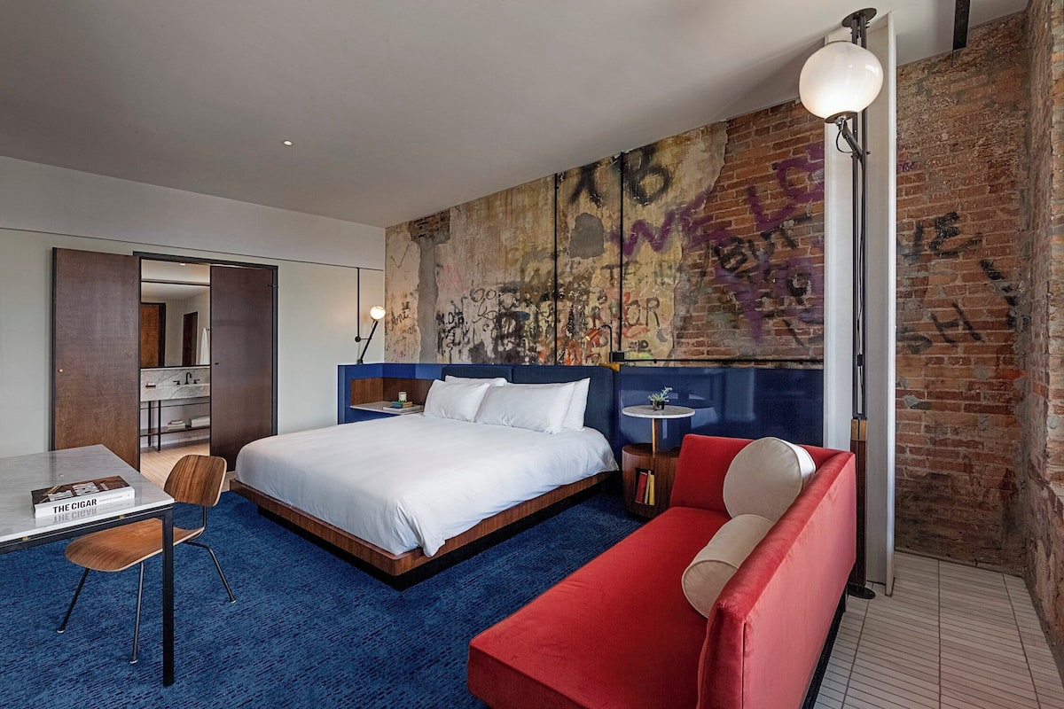 studio suite balcony | 1 bedroom, minibar, in-room safe, individually decorated