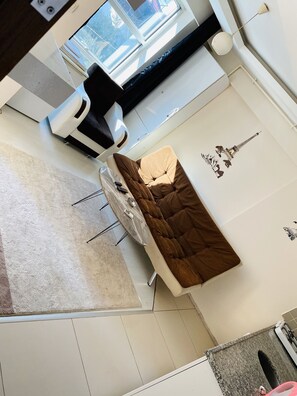 Comfort Apartment, 1 Queen Bed with Sofa bed