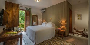 Doppia Standard | Una cassaforte in camera, Wi-Fi gratuito, lenzuola